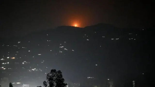 இந்தியாவின் ஐந்து போர் விமானங்களை சுட்டு வீழ்த்தியுள்ளதாக பாக்கிஸ்தான் தெரிவிப்பு