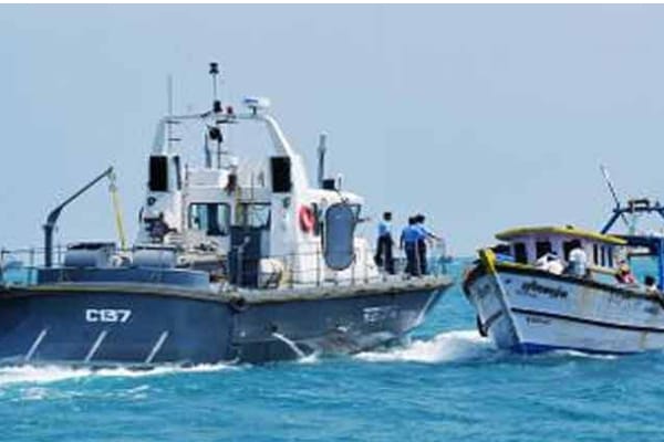 பருத்தித்துறையில் கைதான 31 இந்திய கடற்தொழிலாளர்களுக்கும் 10 வருடங்களுக்கு ஒத்திவைக்கப்பட்ட சிறைத்தண்டனை!!