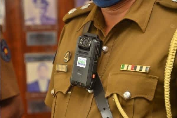 யாழில் இருந்து விரட்டியடிக்கப்பட்ட சட்டவிரோத நிதி சேகரிப்பு கும்பல்..!