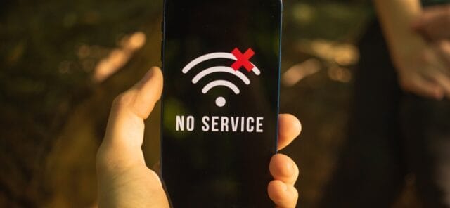 தொலைத்தொடர்பு சேவைகள் முடக்கம் – இலங்கையை உலுக்கும் ‘டிட்வா’ (Ditwah) சூறாவளி