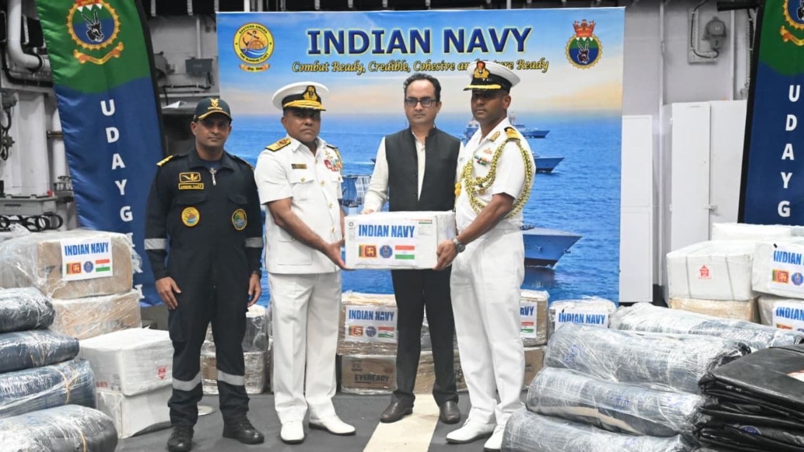 டிட்வா புயல் பேரழிவு: இலங்கைக்கு இந்தியாவின் ‘சாகர் பந்து’ மீட்புப் பணி - ஒரு விரிவான பார்வை