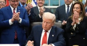 75 நாடுகளின் விசாக்களை முடக்கியது அமெரிக்க வெளியுறவுத்துறை! தீவிரமாகும் நடவடிக்கை! தமிழிஸ் செய்திகள் - Tamiliz Tamil News and Articles - Tamiliz News