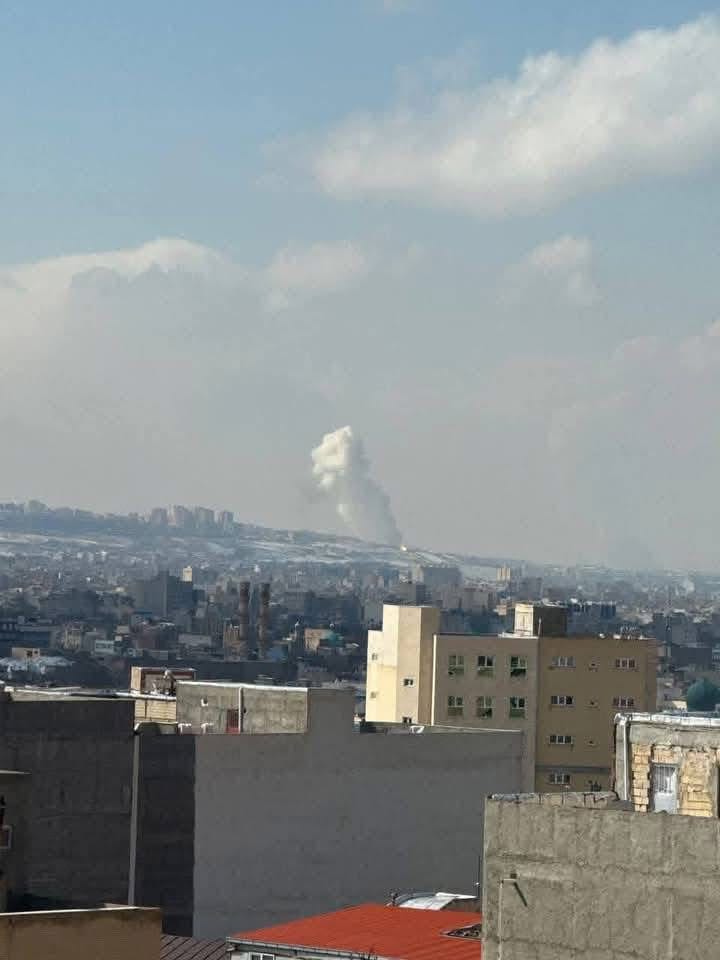 முழுதொகுப்பு: மத்திய கிழக்கில் வெடித்தது மாபெரும் போர்! உலகமே உறைந்து போனது! ஈரான் மீது அமெரிக்கா திடீர் போர்- இஸ்ரேல் மீது ஏவுகணை மழை பொழியும் ஈரான்! வளைகுடா நாடுகள் முழுவதும் போர் பதற்றம்