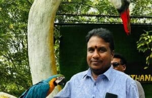 கலைச்செல்வம் ஐயரின் மனைவியுடன் கிருஷ்ணகுமார் ஐயர் தகாத உறவு! நயினாதீவு ஐயர் வெட்டிக் கொலையின் பின்னணி!! தமிழிஸ் செய்திகள் - Tamiliz Tamil News and Articles - Tamiliz News