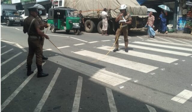 யாழில் பாதசாரி கடவையூடா வீதியைக் கடந்த நவமலர் மோட்டார் சைக்கிள் மோதி மரணம்!