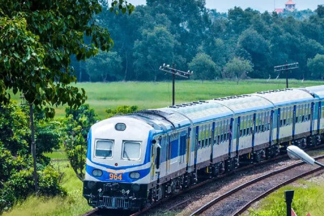 நாளைமுதல் வடக்கு ரயில் போக்குவரத்து ஆரம்பம்!