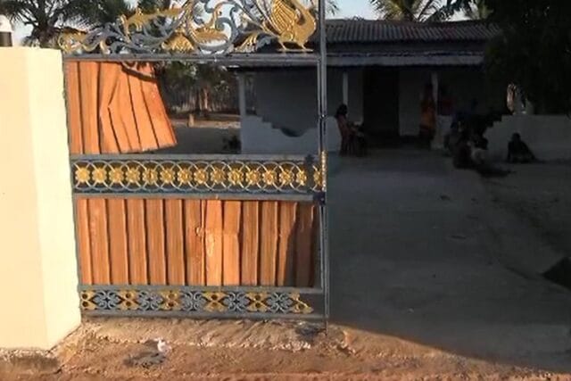 யாழில் வீடுகள் மீது தனிநபர் தாக்குதல்! மக்கள் அச்சம்!