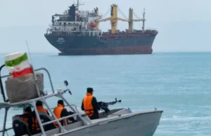 அணு குண்டை விட பலமான ஒன்றை காட்டி அமெரிக்காவை கதி கலங்க வைத்த ஈரான்! நடந்தது என்ன? தமிழிஸ் செய்திகள் - Tamiliz Tamil News and Articles - Tamiliz News