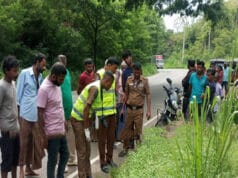 முதல் மனைவிக்குப் பிறந்த மகனை இரண்டாவது மனைவியின் பிள்ளைகளுடன் சேர்ந்து கொன்ற தந்தை!