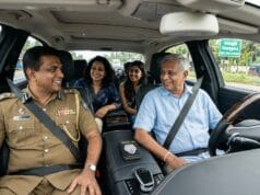 தனது மனைவிக்கு வருத்தம் என கூறி லீவு எடுத்த பொலிஸ் அதிகாரி முல்லைத்தீவில் நடத்திய விளையாட்டு என்ன? சொகுசு காரில் 5 பேர் கைது!