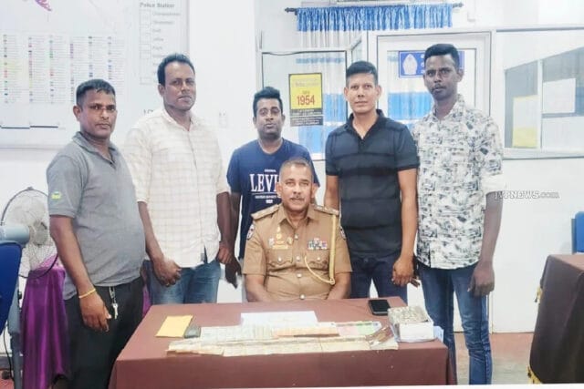 யாழில் புலம்பெயர் தமிழ் குடும்பம் தங்கியிருந்த வீட்டுக்குள் கொள்ளையர்கள் புகுந்து செய்த கேவலம்!