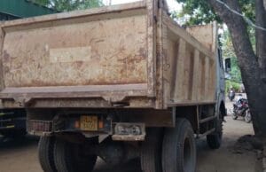 வவுனியாவில் கோர விபத்து: பொலிஸ் சாஜன் பரிதாபமாக பலி! தமிழிஸ் செய்திகள் - Tamiliz Tamil News and Articles - Tamiliz News