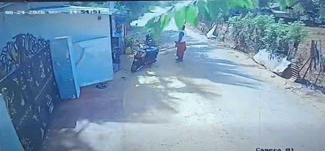 யாழில் 14 வயதுச் சிறுமியை கடத்திச் சென்ற காவாலிகளைத் துரத்திப் பிடித்த பொதுமக்கள்!! பொலிசார் அசமந்தம் என குற்றச்சாட்டு!! வீடியோ