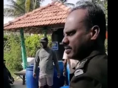 யாழ் செல்வச் சந்நிதி ஆலயத்தில் பொதுச் சுகாதார பரிசோதகர்களை அச்சுறுத்தி வாகனத்தால் மோத முற்பட்ட புலம்பெயர் தமிழ்க் காவாலியால் பெரும் பரபரப்பு!!