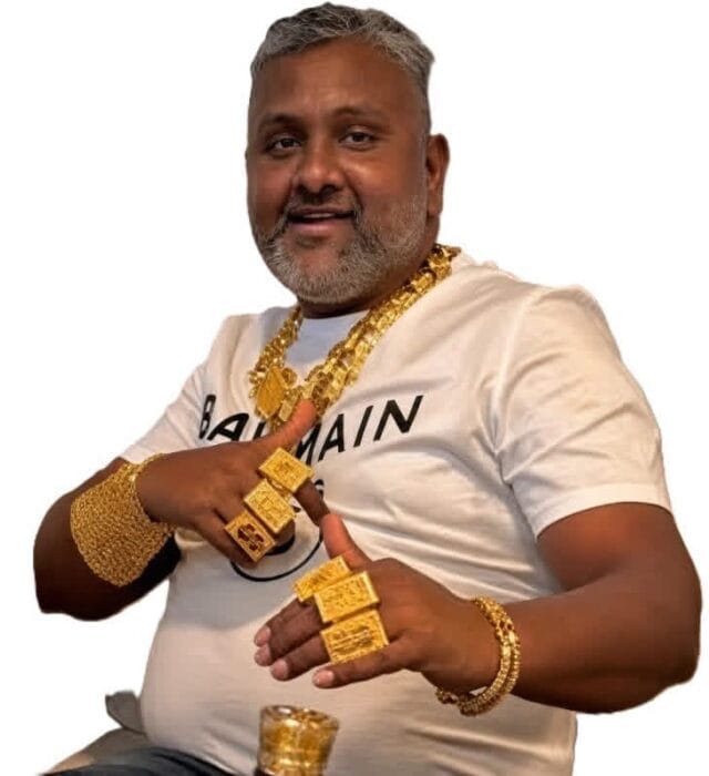 டுபாயில் கைது செய்யப்பட்ட பாதாள உலகக் ரஞ்சித் குமார் என்ற ‘கொண்ட ரஞ்சி’ கட்டுநாயக்காவுக்கு கொண்டுவரப்பட்டான்!