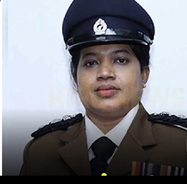 1000 கோடி ரூபா மோசடி! பெண் பொலிஸ் அதிகாரி வருணியின் சொகுசு வாகனம் பறிமுதல்!